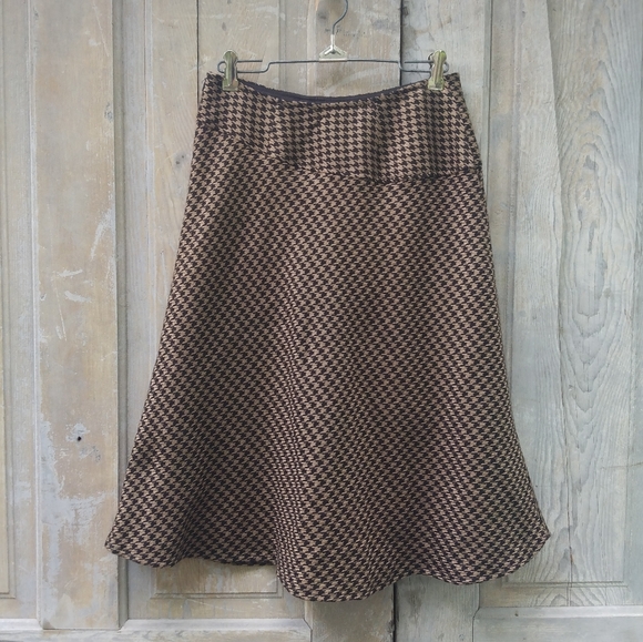 Brown Houndstooth Skirt - Picture 6 of 6